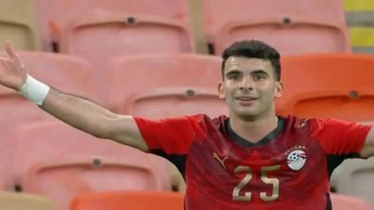 أحمد سيد زيزو يضيف الهدف الثالث لمنتخب مصر في شباك السعودية